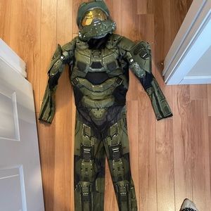 Boys Halo costume size 7-8